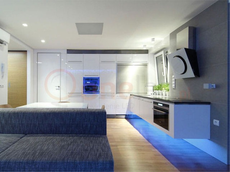 Żarówka LED RGB+CCT (RGBWW) E27 12W - FUT105