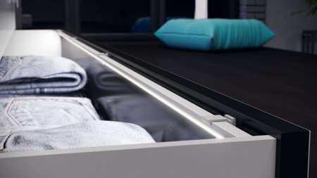 LUMINES Profil LED typ C czarny anodowany 2,02 m 10-0032-20